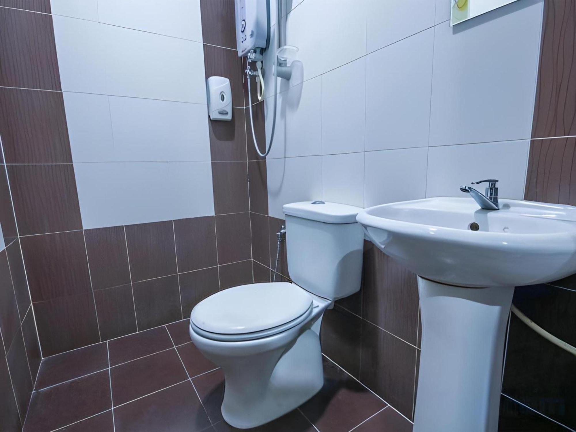 Capital O 812 Hotel Smc Seksyen 13 Σαχ Αλάμ Εξωτερικό φωτογραφία